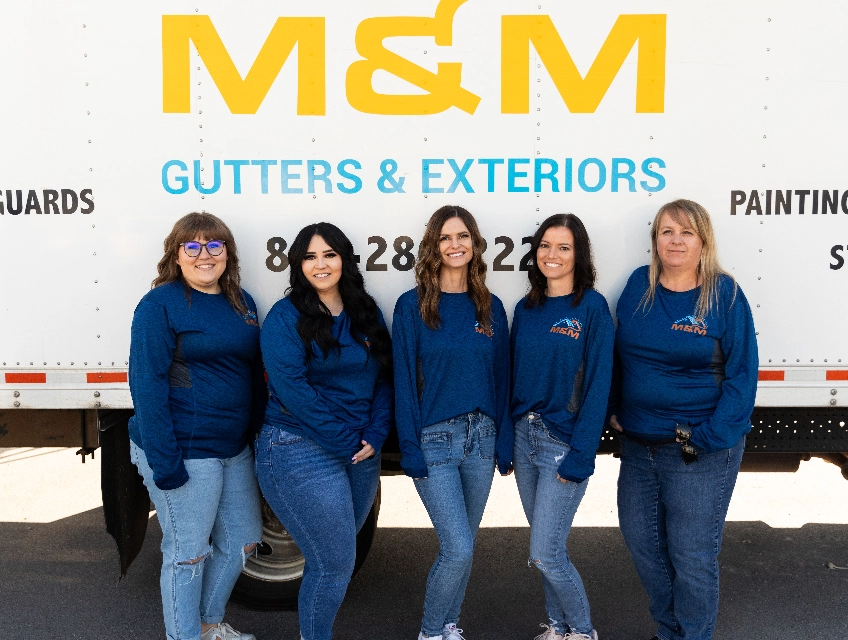 M&M Office Staff@2x